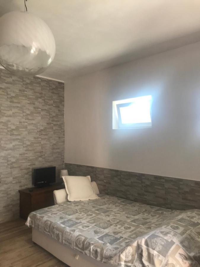 Appartement Monolocale Per Coppia à Carrodano Inferiore Extérieur photo